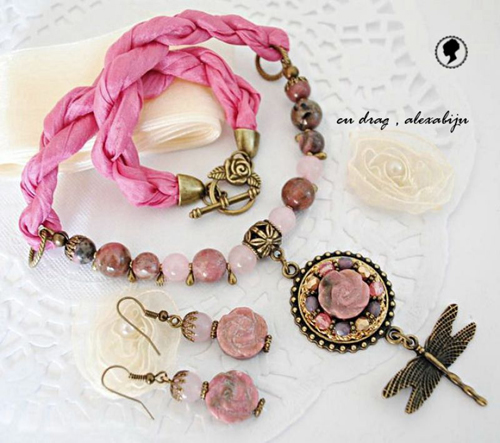 set dusty pink