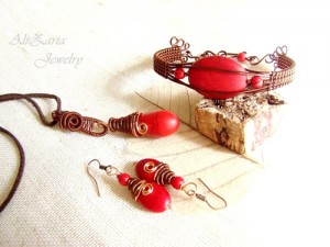 Set rosu aprins